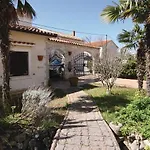 Three-bedroom In Апартаменты