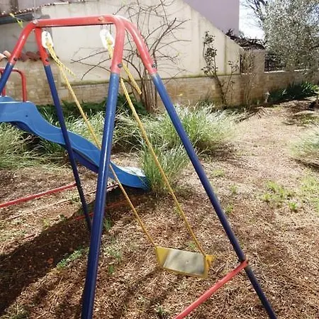 Three-bedroom In Apartment Medulin