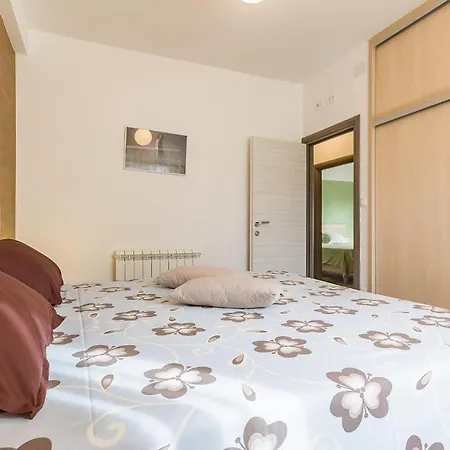 Three-bedroom In * Medulin