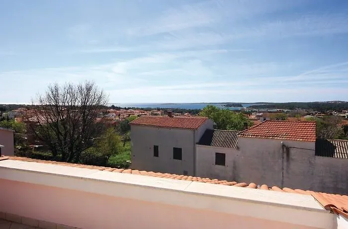 아파트 Three-bedroom In