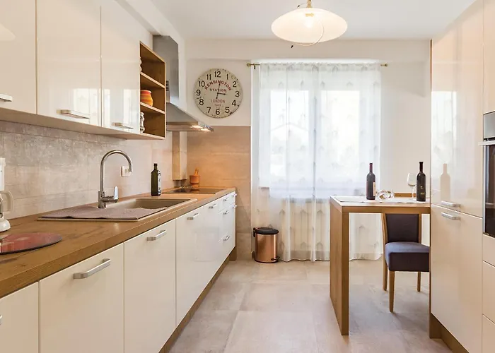 Lägenhet Three-bedroom In Medulin