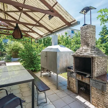 Three-bedroom In * Medulin