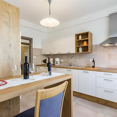 Three-bedroom In Medulin