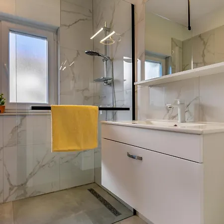 Three-bedroom In Medulin