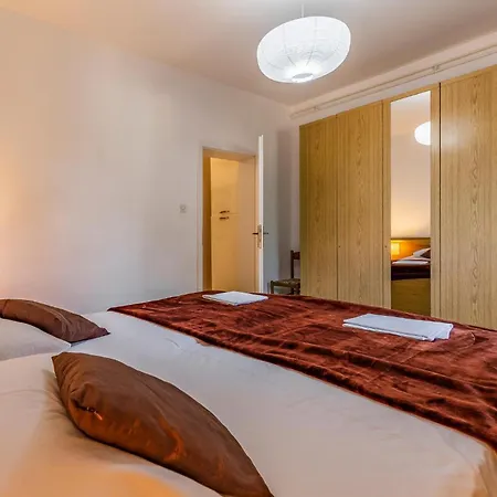 Three-bedroom In Apartament