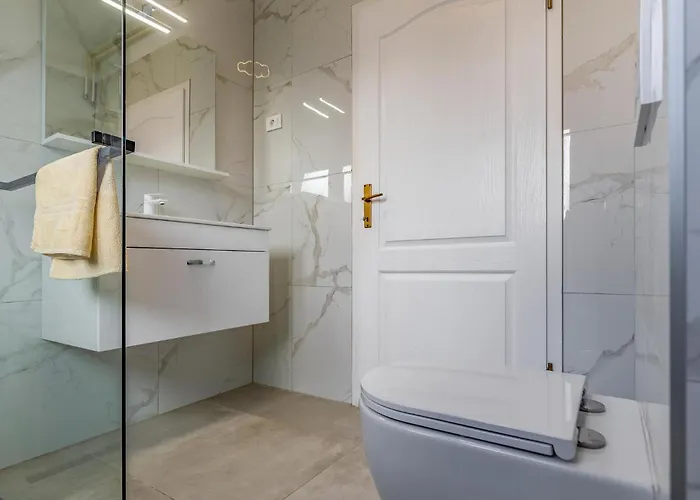 Appartement Three-bedroom In Medulin