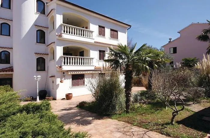 Apartman Three-bedroom In